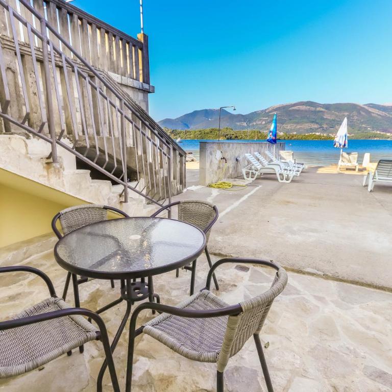 Apartments Bella di Boka - Apartman sa 2 Spavaće Sobe - 3