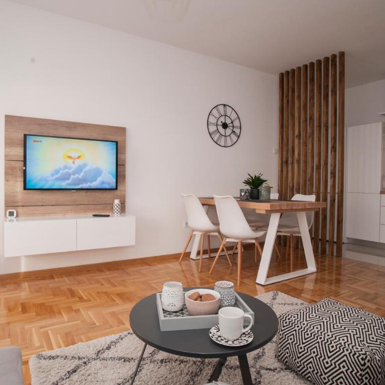 Apartman Avisi - Apartman sa Balkonom - 6