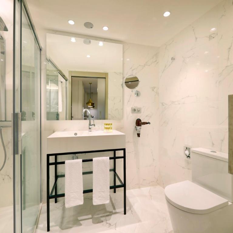 Eurostars Madrid Gran Vía - Double Room - 3