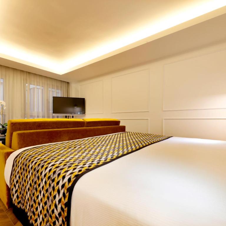 Eurostars Madrid Gran Vía - Family Room - 3