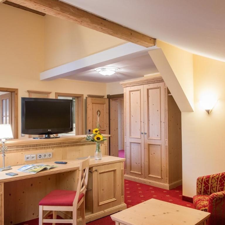 Landhotel Böld Oberammergau - Junior Suite mit Bergblick - 6