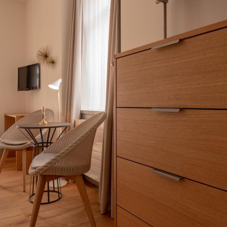 Hotel Edelweiss - Superior Doppelzimmer mit Balkon - 9