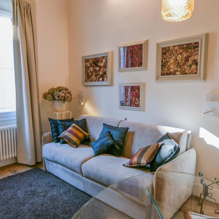 Oltrarno's Sweet Rose - FREE PARKING! - Apartment - 7