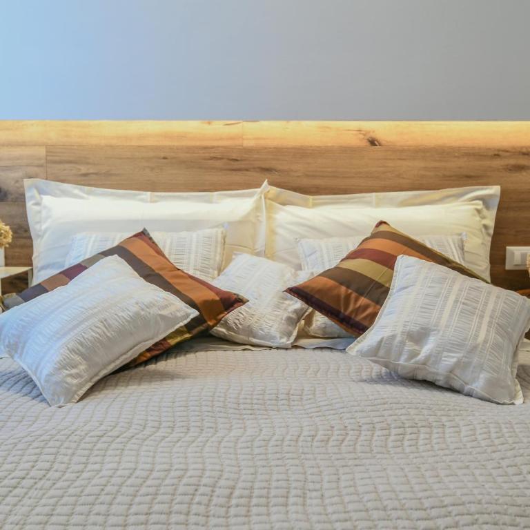 Oltrarno's Sweet Rose - FREE PARKING! - Apartment - 26