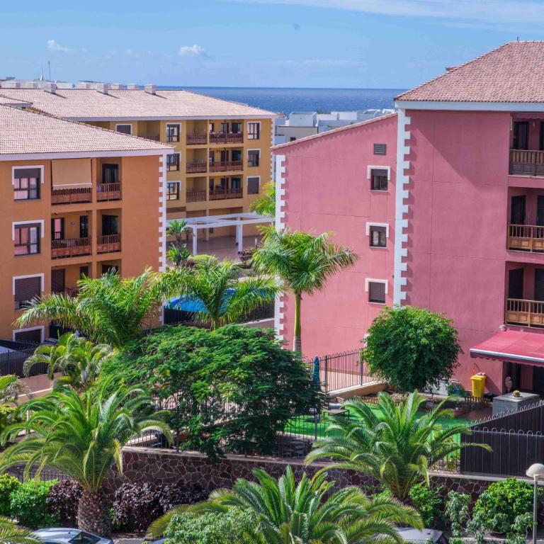 2 Bdr Apartment In Palm Mar PM120 Pool Parking - Apartment with Pool View - 32