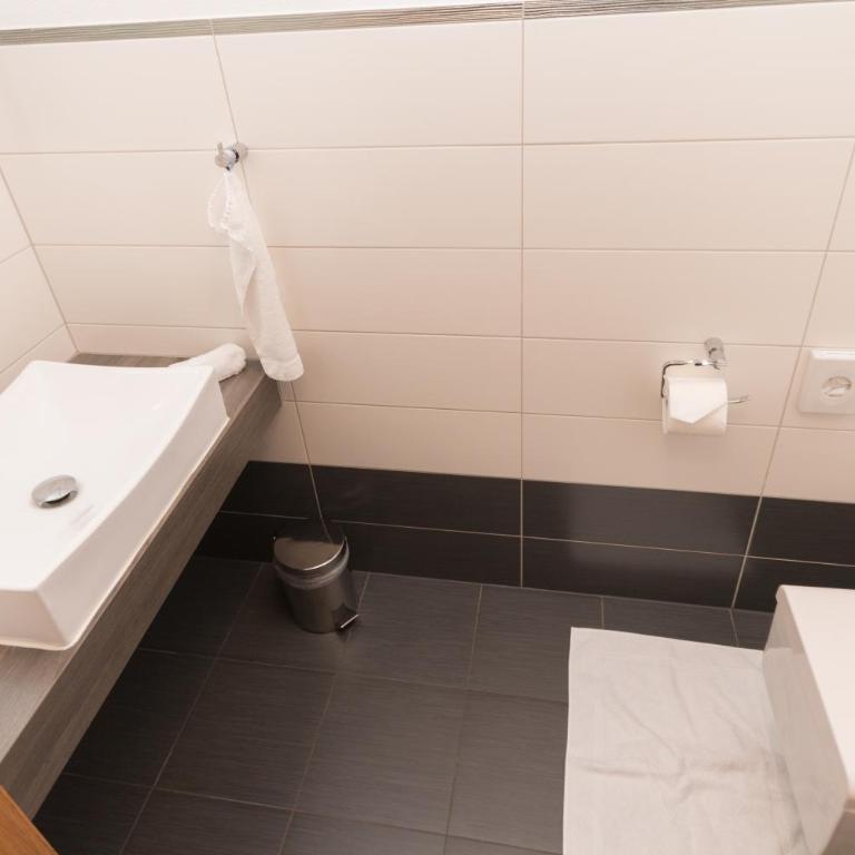 Apart Central – Premium Mountain&Garden - Comfort Apartment mit 3 Schlafzimmern - 2