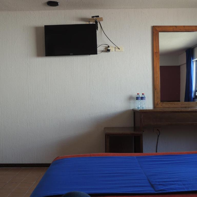 Hotel Kyoto - Habitación con cama extragrande. - 8