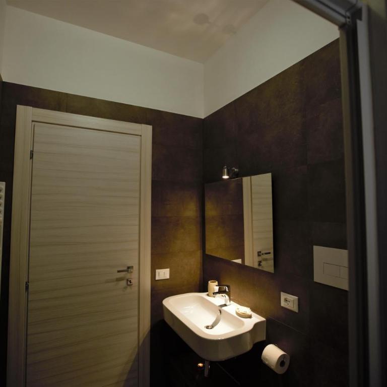 PHALANTHOS TARANTO - Double Room with Balcony - 7