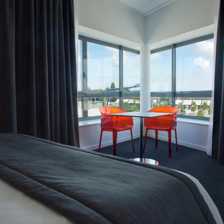 Mercure Saint Malo Balmoral - Suite Familiale - 11