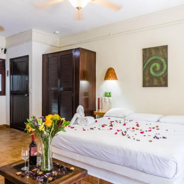 Moonshine Hotel - Family Suite - 7