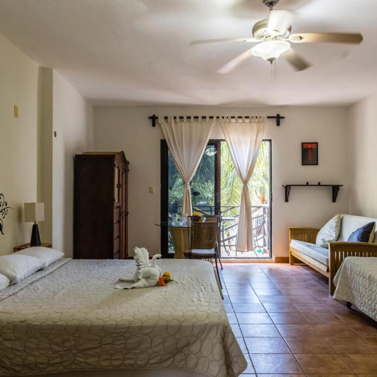Moonshine Hotel - Apartment with Terrace - 3