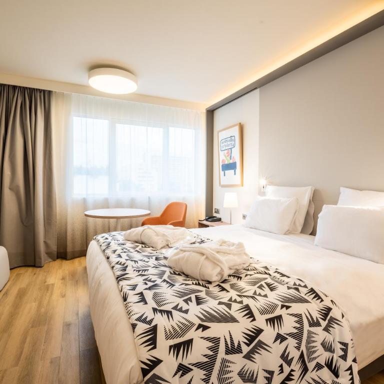 Mercure Marseille Centre Prado Vélodrome - Chambre Lit King-Size Supérieure - 8