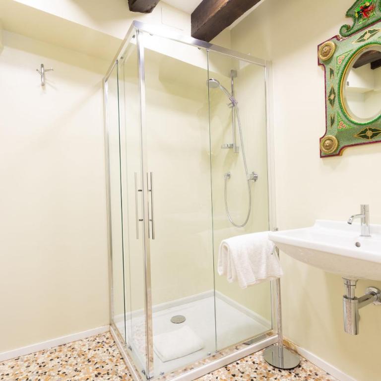 Granda Sweet Suites - Junior Suite - 9