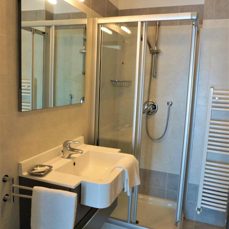 Apartment Gardasee 2 - Holiday Home Garda Trentino - Appartamento - 33