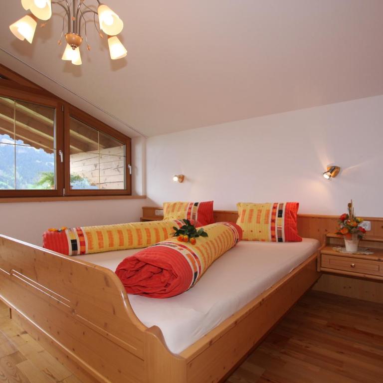 Bauernhof Hundbichl - Dachgeschoss-Apartment mit 2 Schlafzimmern und Balkon - 5