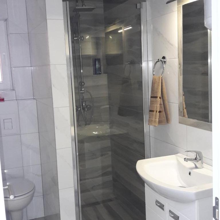 KAĆA APARTMANI 1 - Apartman sa 3 Spavaće Sobe - 14
