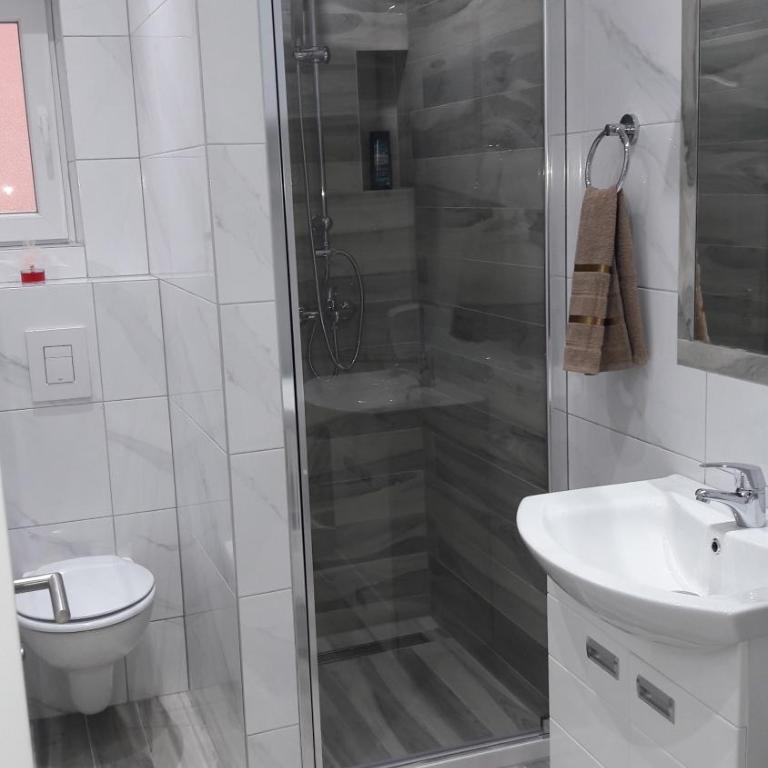 KAĆA APARTMANI 1 - Apartman sa 3 Spavaće Sobe - 12