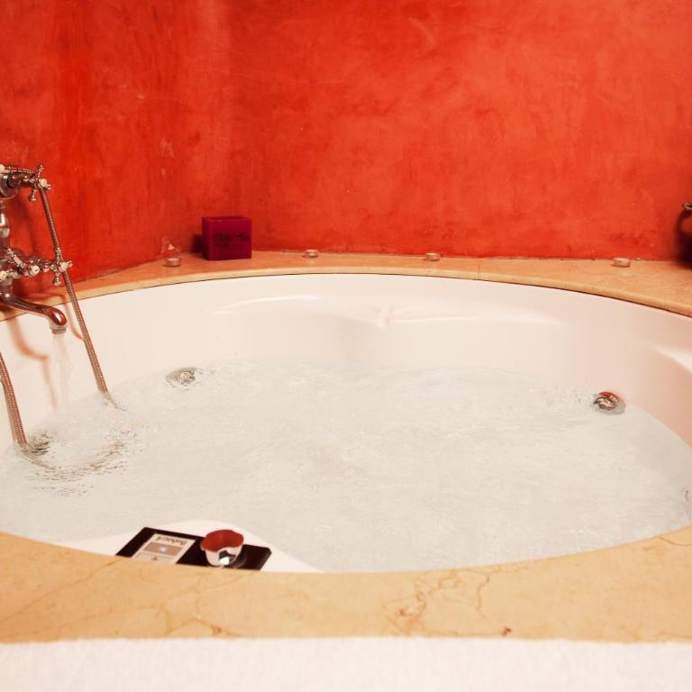 Alcoba del Rey de Sevilla - Queen Suite with Spa Bath - 5