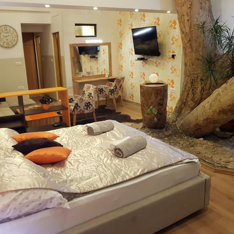 Pansion River - Komfor Suite sa Terasom, Galerijom i Pogledom na Reku - 19