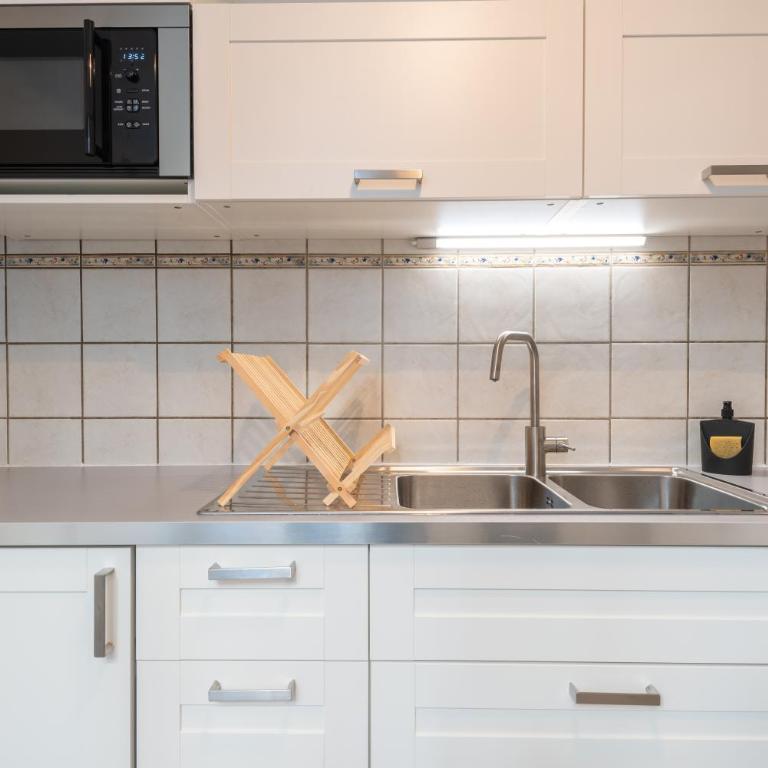 Appartement cœur de ville - Wifi - Lave-sèche linge - Appartement - 10