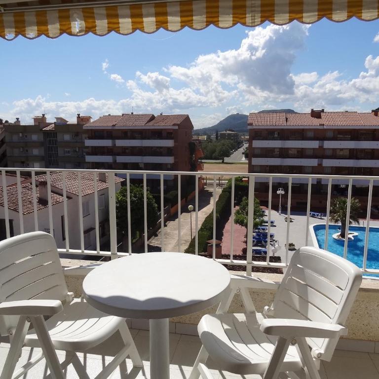 Apartamentos Blaumar - Two-Bedroom Apartment - 8