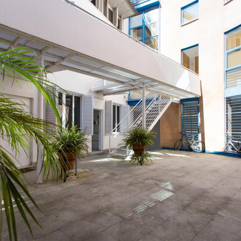 LR2 Private Terrace & Parking Right in the city Center - Apartamento - 42