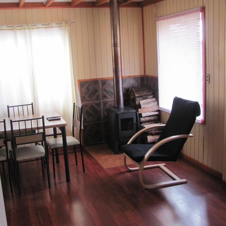 Cabañas Ventisqueros - Three-Bedroom House - 2