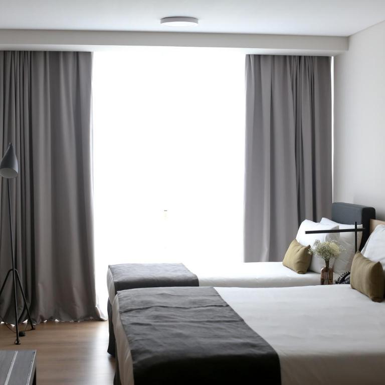 Dazzler by Wyndham Rosario - Twin Room with Two Twin Beds - Mobility Access - Non-Smoking - Garden View - 11