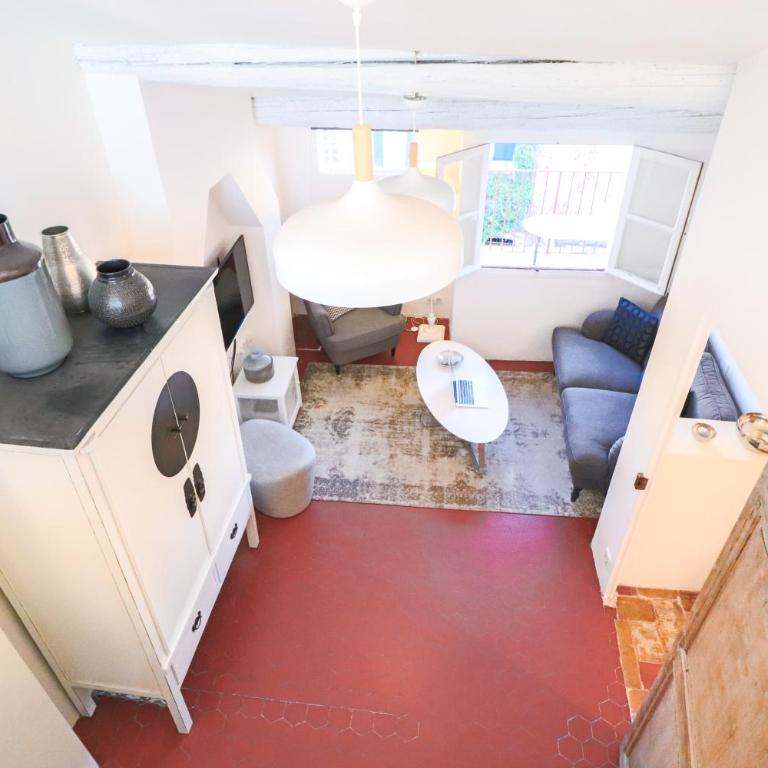 CLT - UNIQUE Duplex & Terrace on the Provencal market - Appartement avec Terrasse - 13