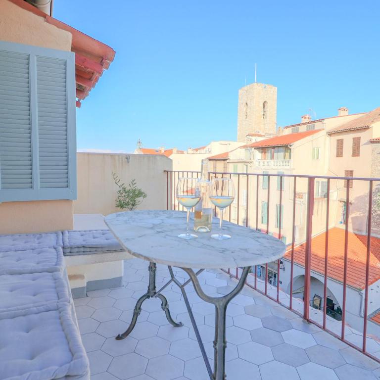 CLT - UNIQUE Duplex & Terrace on the Provencal market - Appartement avec Terrasse - 1