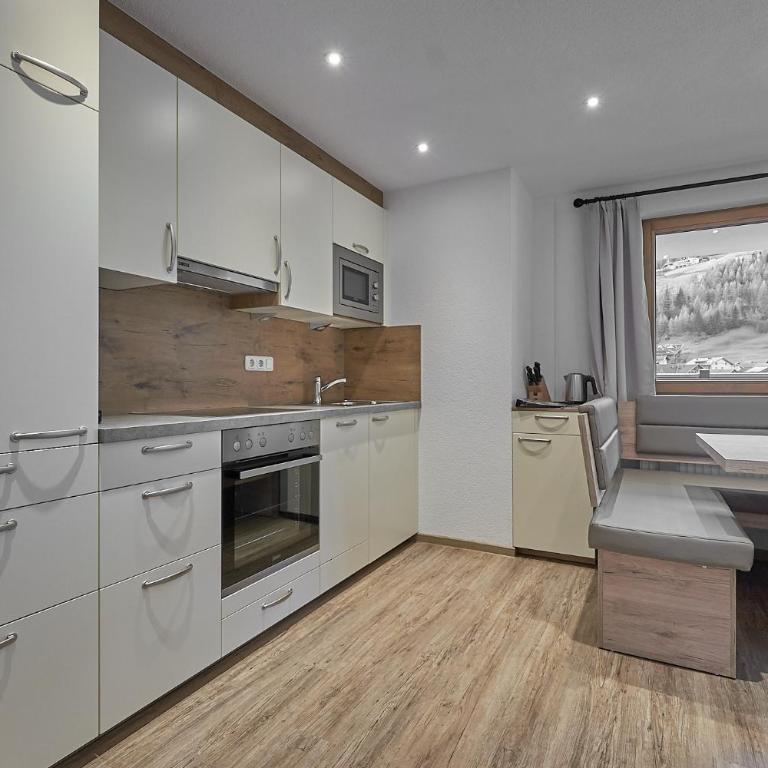Hotel Garni Schönblick - Apartment mit Balkon - 5
