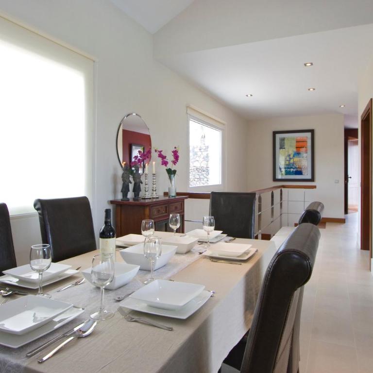 Coral Villas - Four-Bedroom Villa (8 Adults) - 6