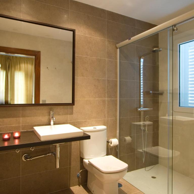 Coral Villas - Four-Bedroom Villa (8 Adults) - 11