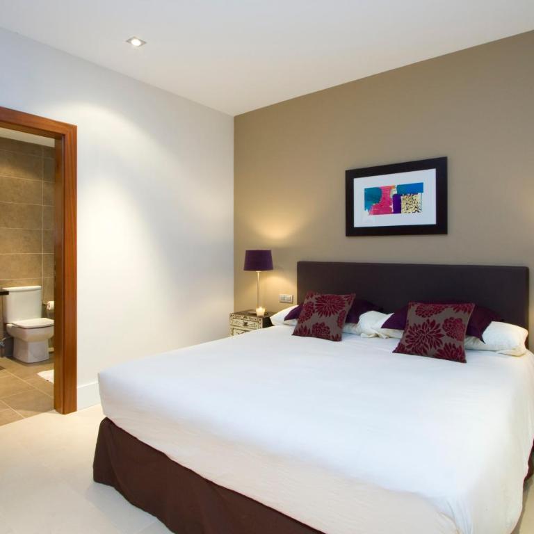 Coral Villas - Four-Bedroom Villa (8 Adults) - 12