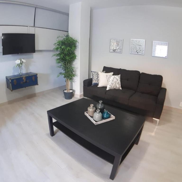 NUEVOS DEPARTAMENTOS CENTRO HISTÓRICO A 200 MTS DEL MALECÓN - Apartamento - 3