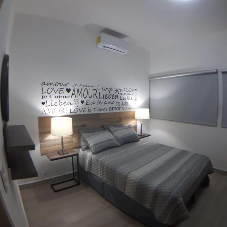 NUEVOS DEPARTAMENTOS CENTRO HISTÓRICO A 200 MTS DEL MALECÓN - Apartamento - 3