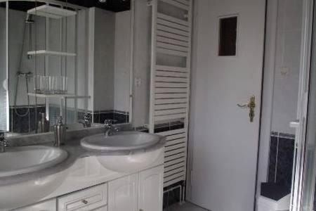 BEL APPARTEMENT LUMINEUX - Two-Bedroom Apartment - 6