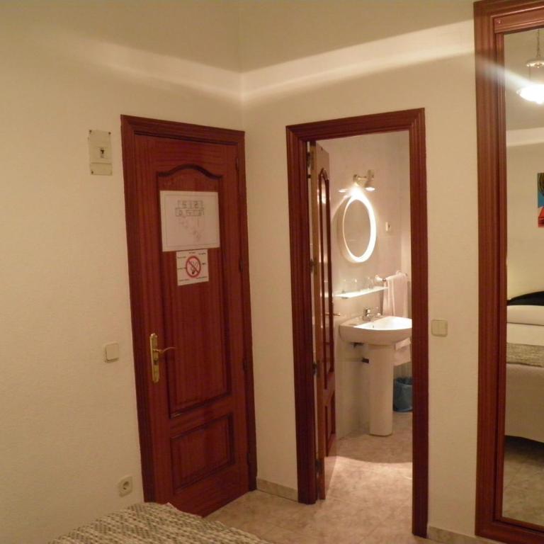 Hostal Angelines - Habitación Doble - 16
