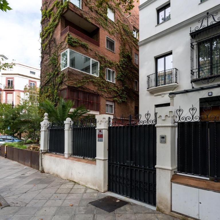 Apartamentos RG Plaza de España - Apartamento - 69