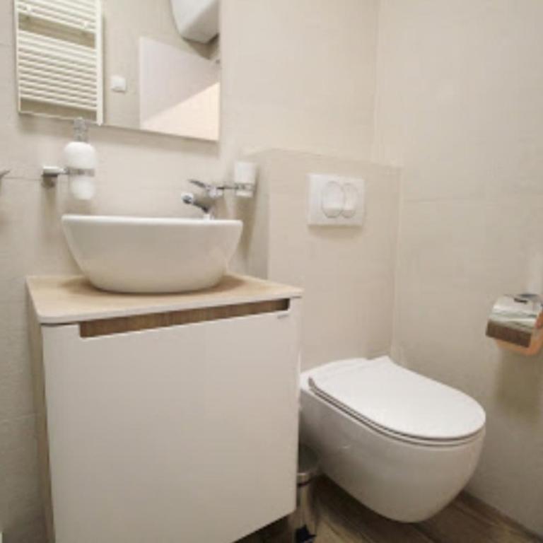 Apartman Donner Centar - Apartment - 29