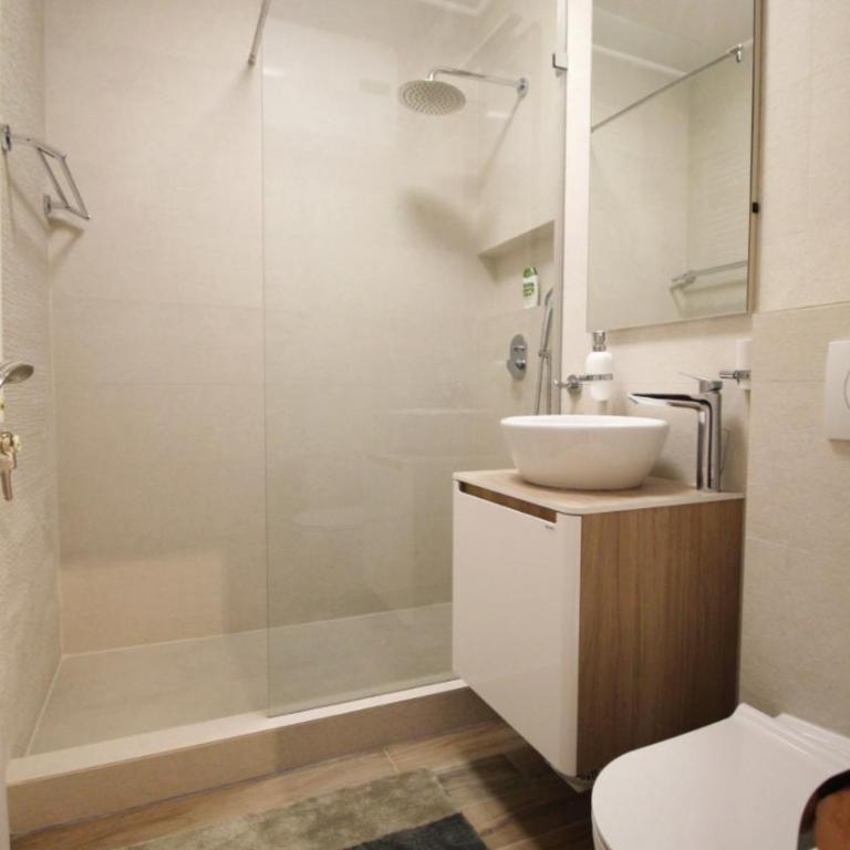 Apartman Donner Centar - Apartment - 25
