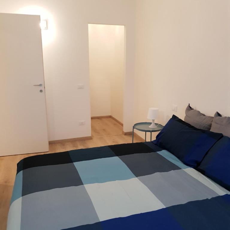 34 Via Giulio Carcano - Appartamento - 52