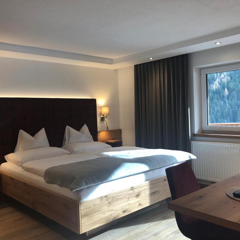 Hotel Garni Central - Zimmer - Studios - Apartments - Studio-Apartment - 1
