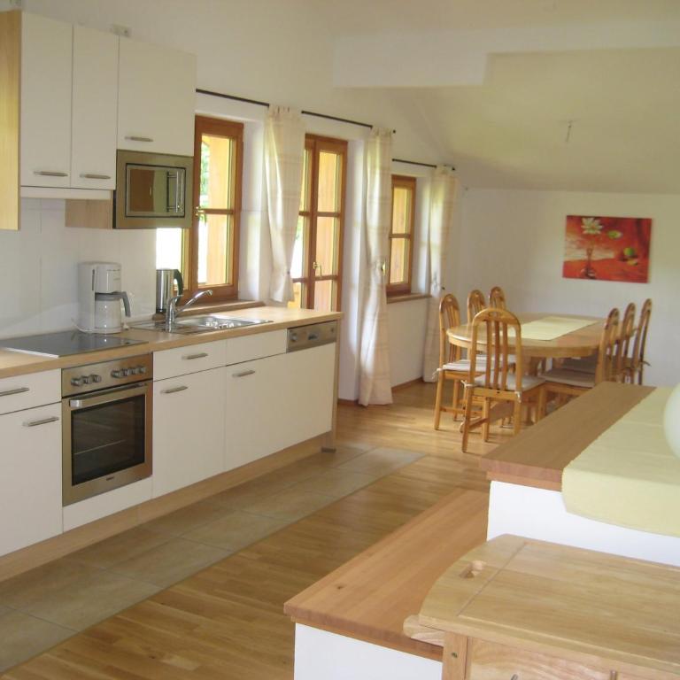 Apartments Spiegl Holzmann - Superior Apartment mit 3 Schlafzimmern - Nebengebäude - 1
