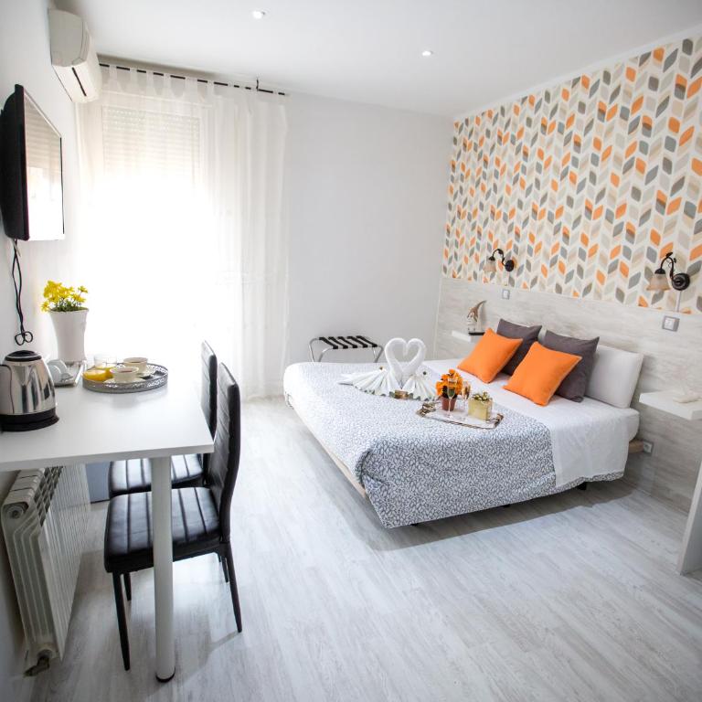 Bloom Inn Madrid - Standard Double Room - 3