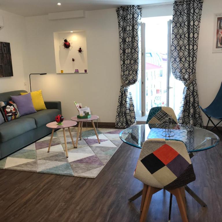 Coccinelle - Studio Supérieur - 1