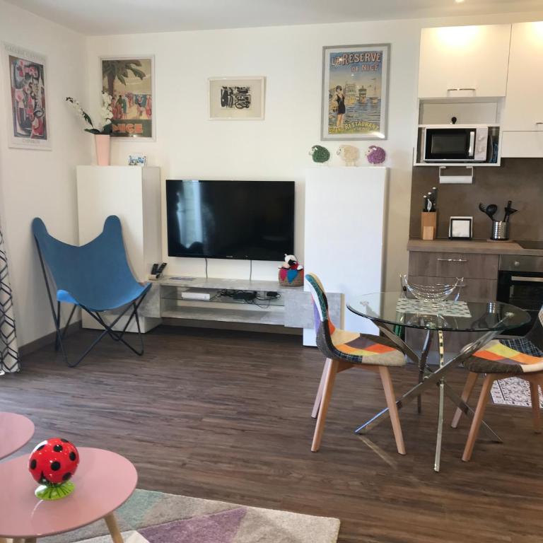 Coccinelle - Studio Supérieur - 3
