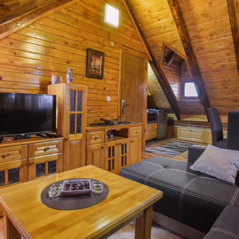 Lumber Apartments Kolašin - Apartman sa Pogledom na Vrt - 2