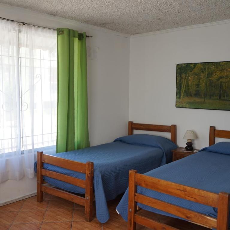 Hostal Limonares - Twin Room - 1