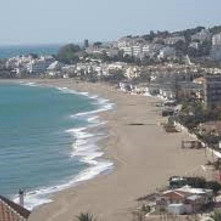 BALCON DEL MAR 2-3 A, APARTAMENT ON THE BEACH FRONT - Apartamento - 30
